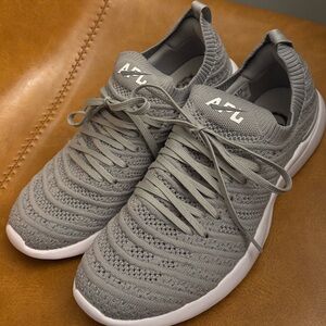 APL Techloom Wave Sneakers